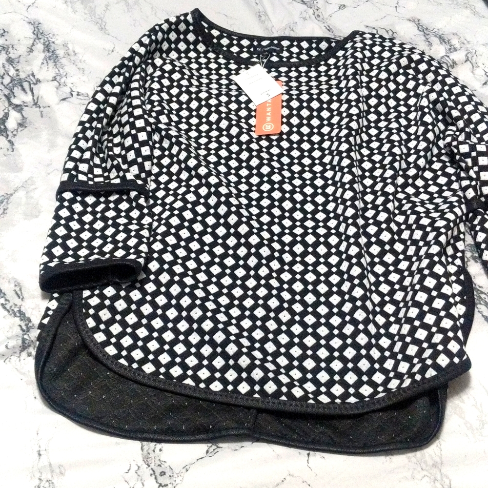 Wantable Knit Jacquard 3/4 dolman sleeve top